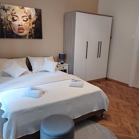 Apartment Zdenka - 100 M From The Beach 奥帕提亚 外观 照片