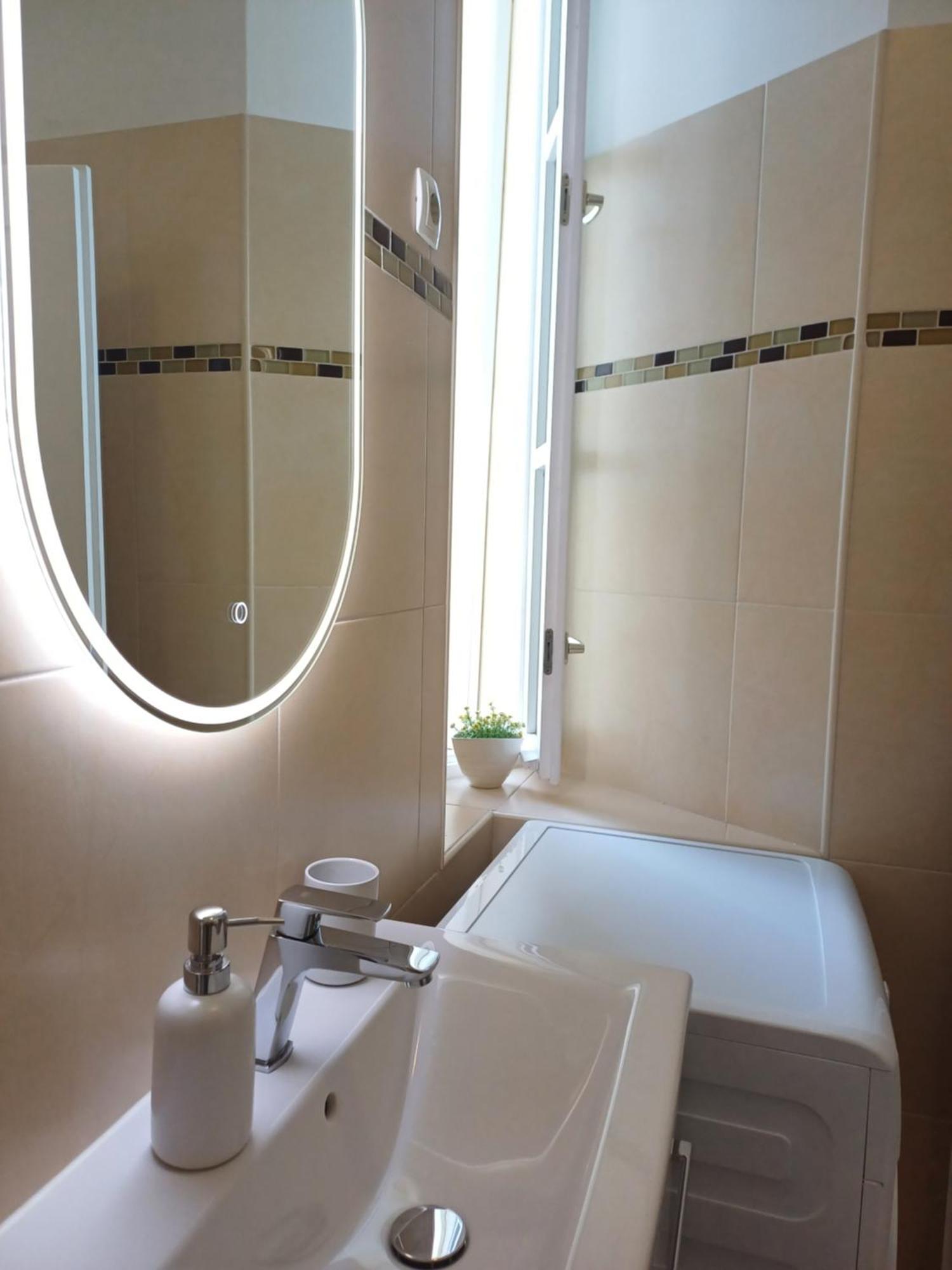 Apartment Zdenka - 100 M From The Beach 奥帕提亚 外观 照片